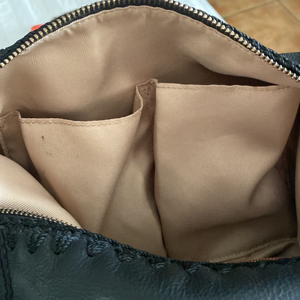 Beautiful SAK purse! In excellent used condition. - Picture 6 of 14